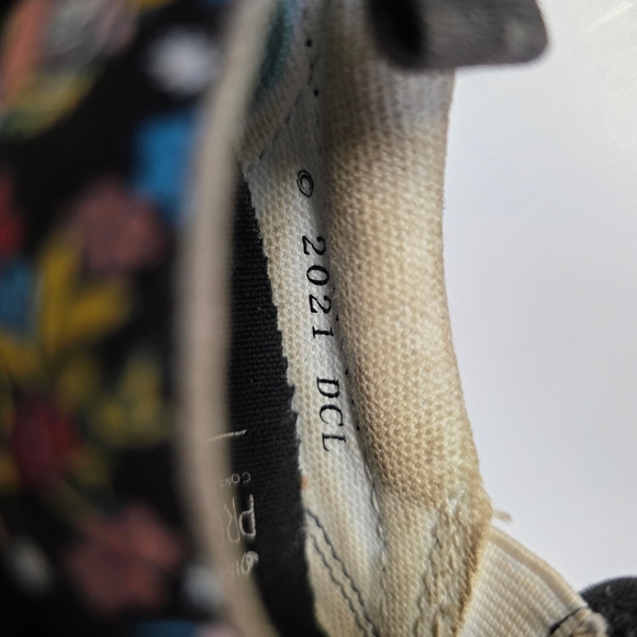 Kids Floral Shoes - Black - Picture 6 of 8